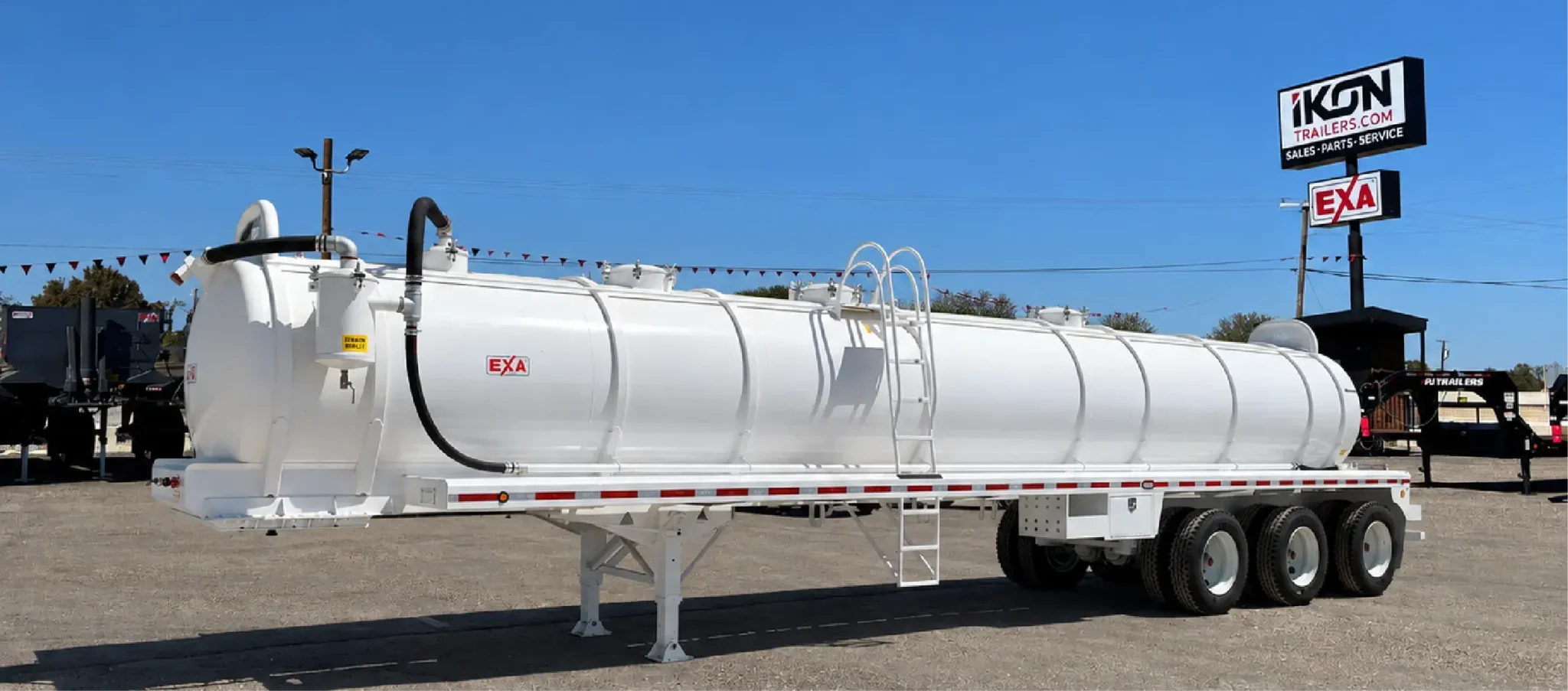 165 BBL vacuum trailer