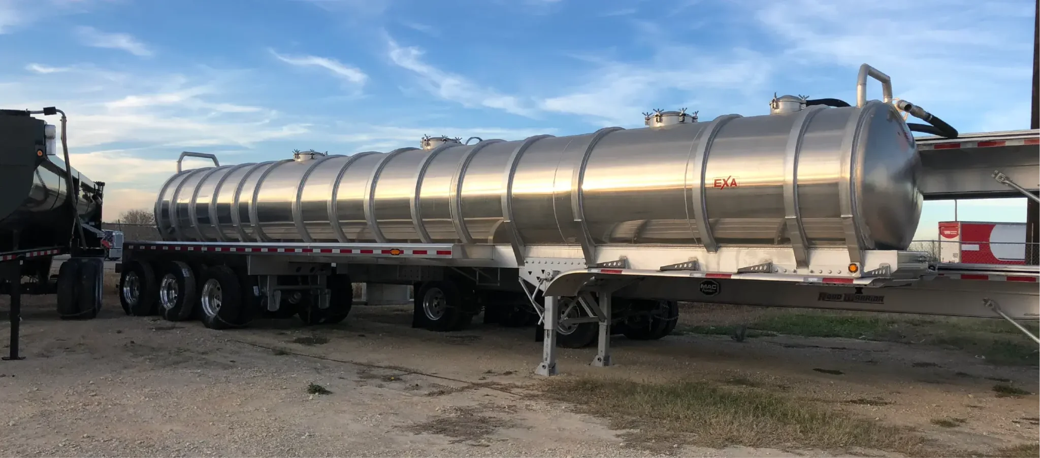 185 BBL vacuum trailer