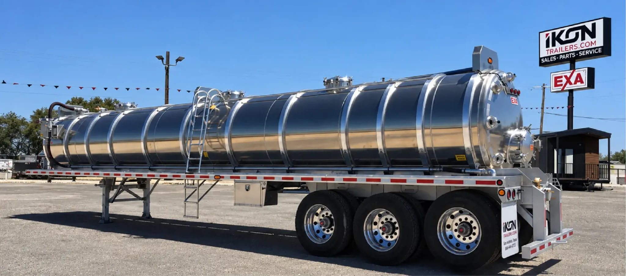 200 BBL vacuum trailer